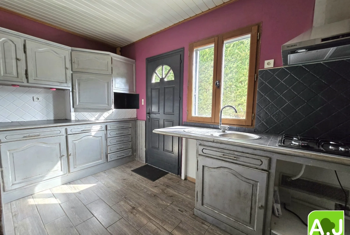 Maison de plain-pied avec dépendance à Bréval – idéalement située avec jardin clos 