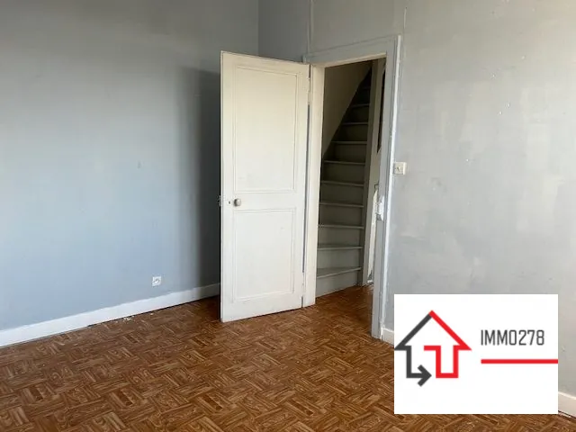 Maison de 95 m² avec 4 chambres, garage et terrasse à Clairmarais 
