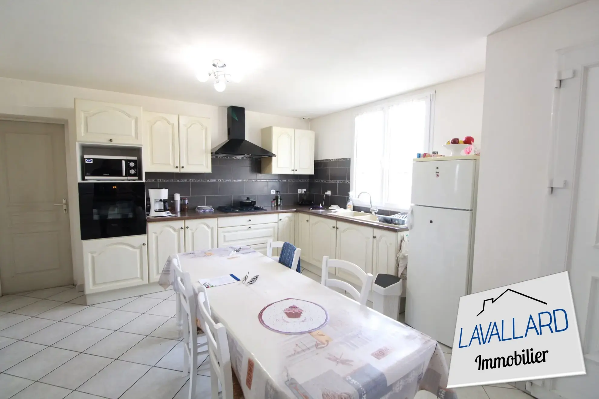 Maison récente à vendre à Doullens - 4 chambres, 171 m², cadre paisible 