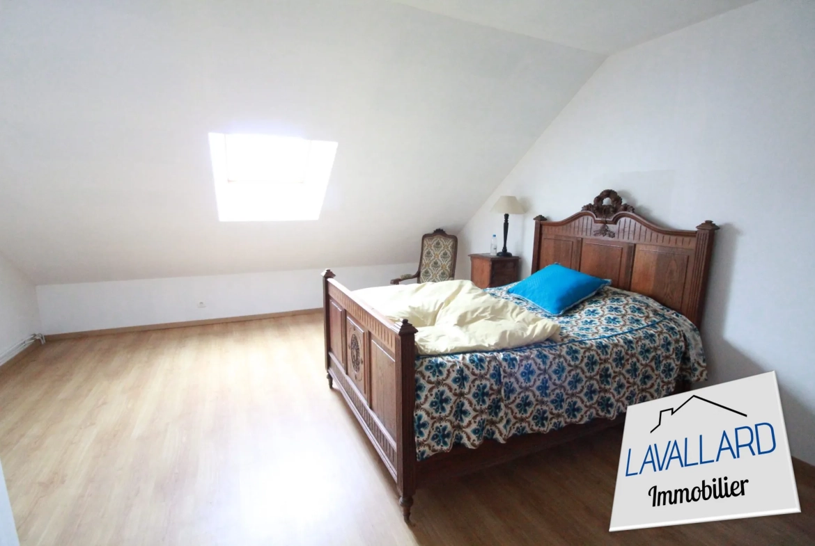 Maison récente à vendre à Doullens - 4 chambres, 171 m², cadre paisible 