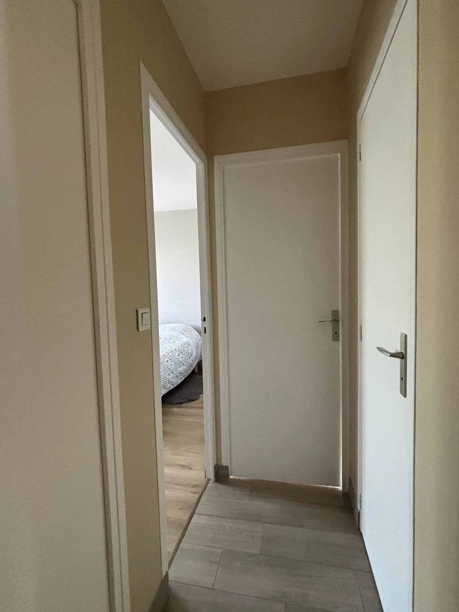 Maison rénovée de 73 m² à vendre à Lécousse, proche commodités 