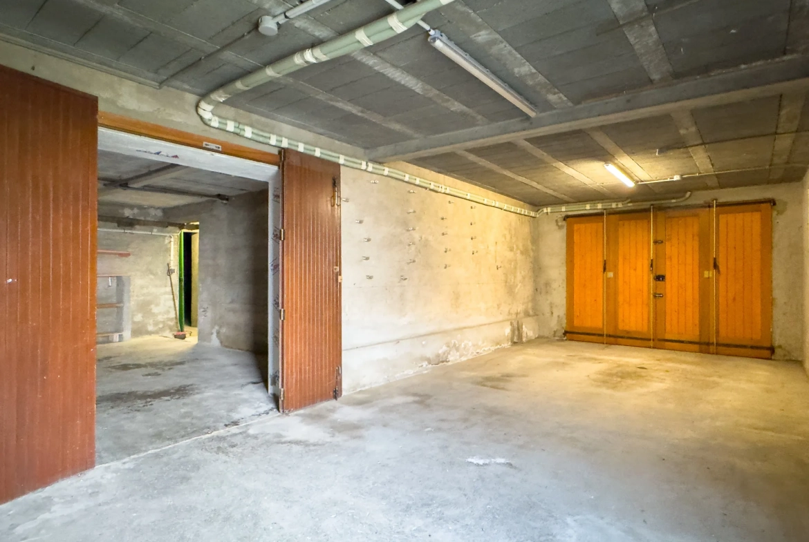 Maison de village à vendre avec 3 chambres, dépendances et jardin au Pouzin 