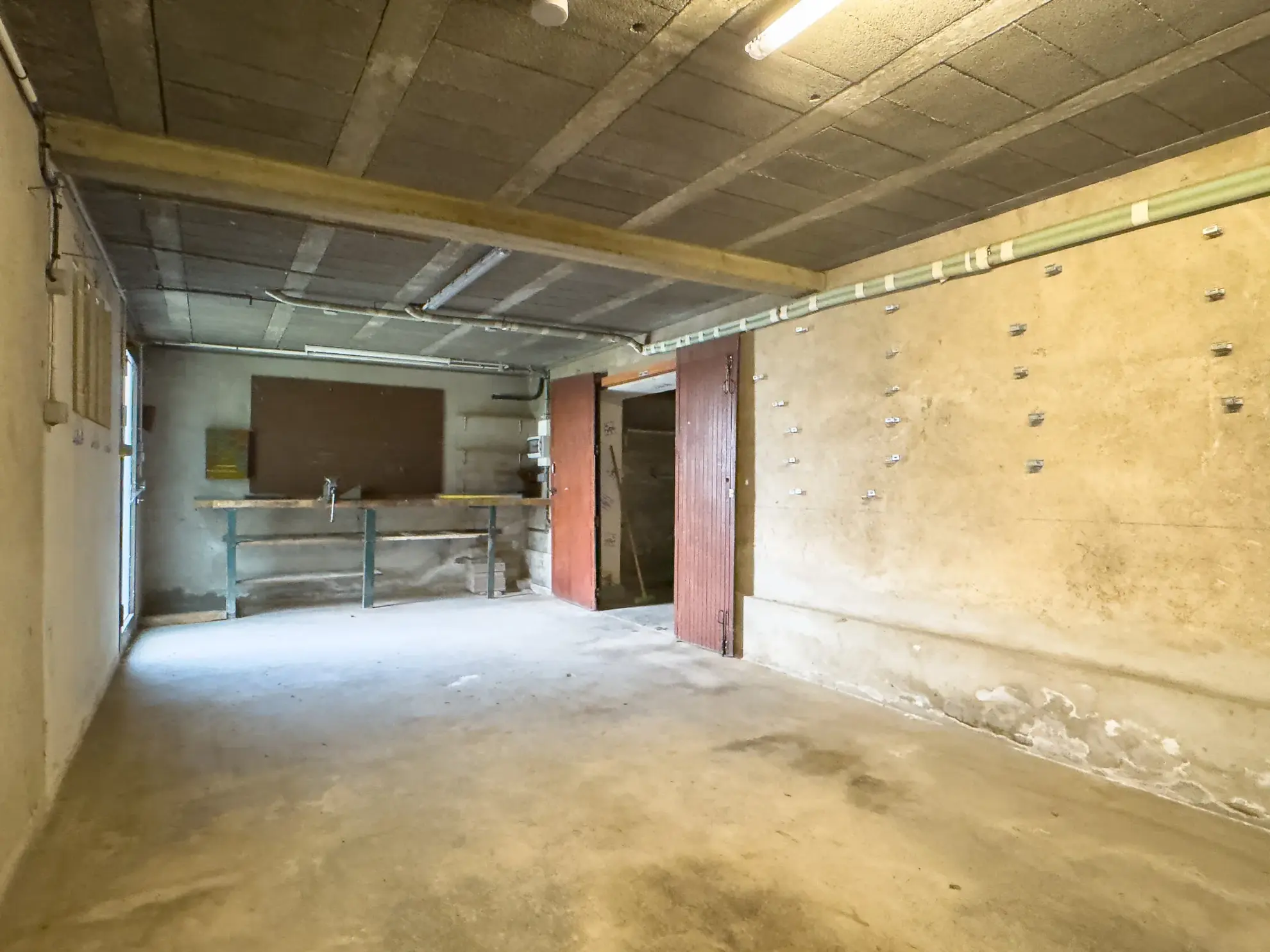 Maison de village à vendre avec 3 chambres, dépendances et jardin au Pouzin 