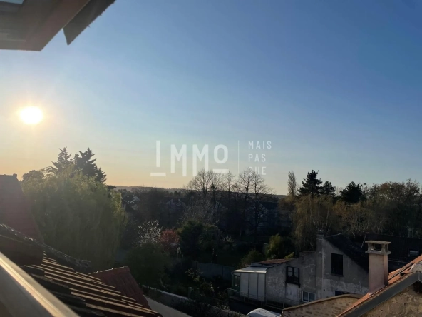 Achat appartement T1 à Montesson avec chambre séparée et lumineux