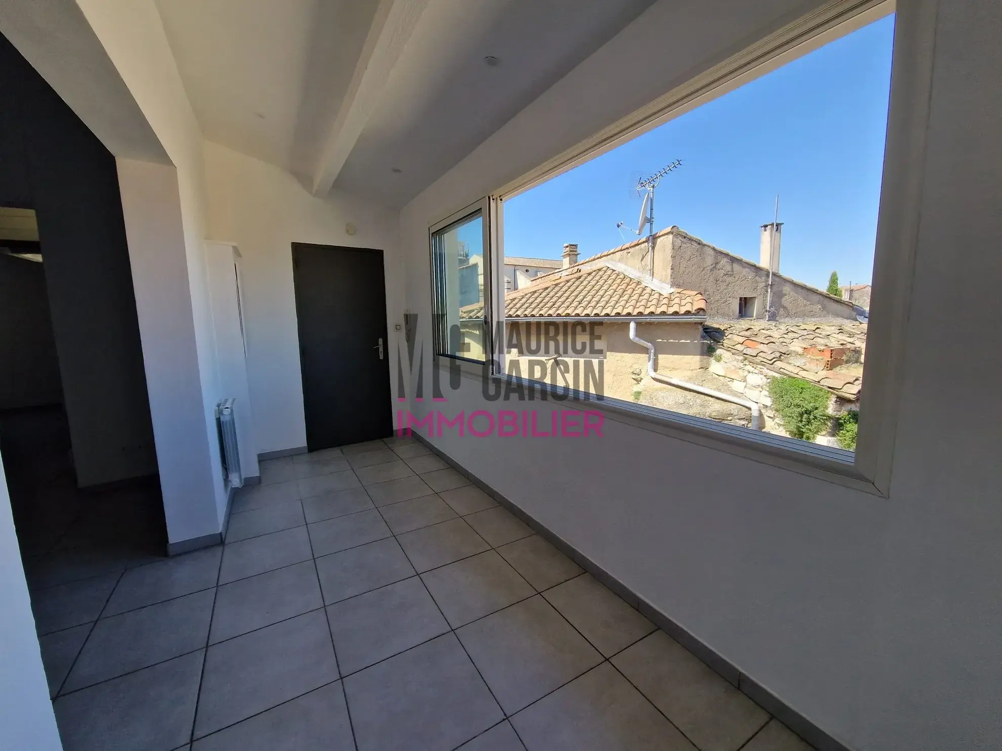 Appartement rénové à vendre avec vue exceptionnelle à L'Isle-sur-la-Sorgue 