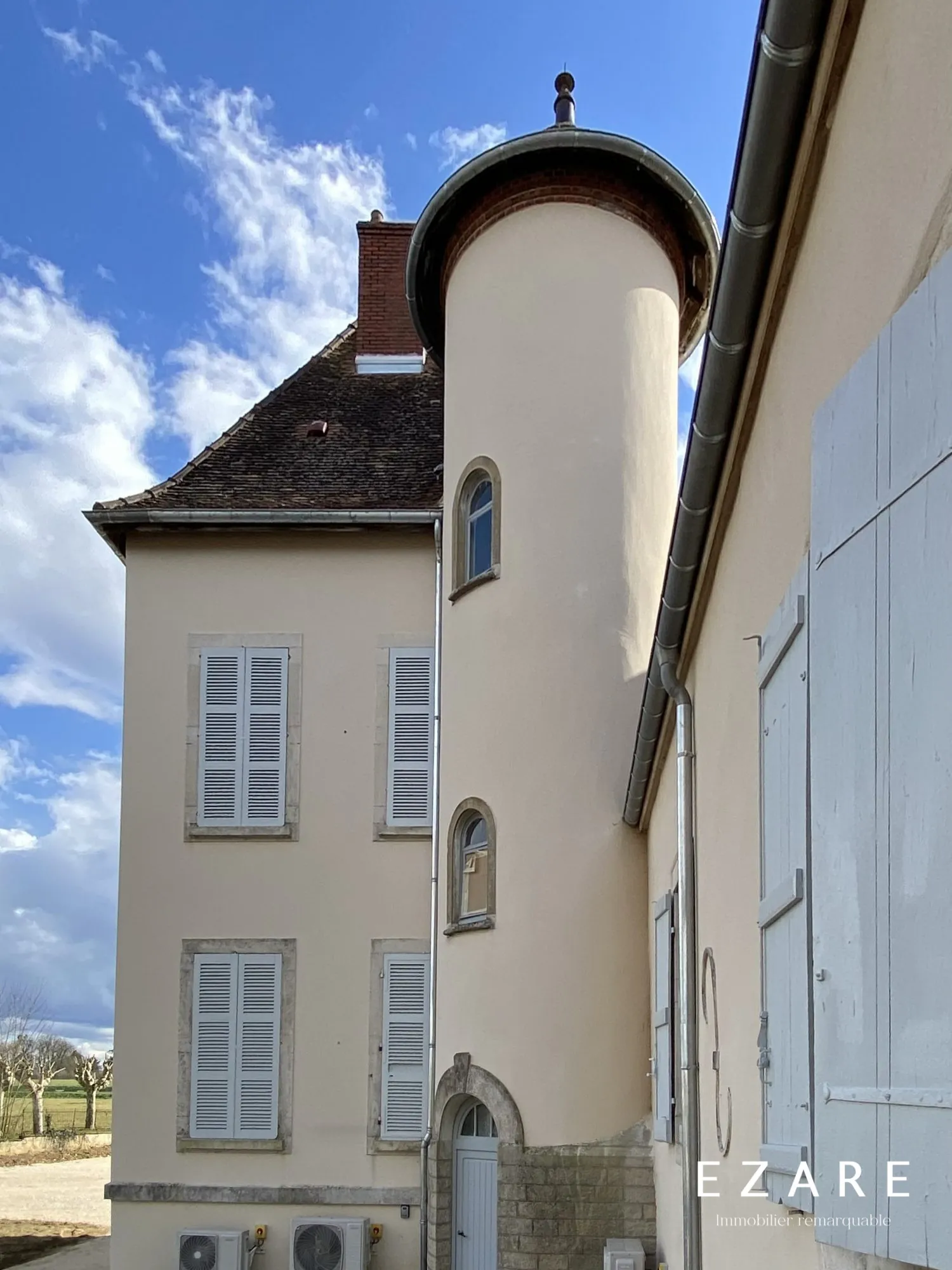 Facade Appartement 4 pièces avec jardin privé à Demigny, proximité Beaune 