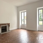 Pièce de vie Appartement 4 pièces avec jardin privé à Demigny, proximité Beaune
