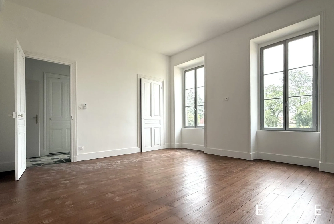 Chambre 1 Appartement 4 pièces avec jardin privé à Demigny, proximité Beaune 
