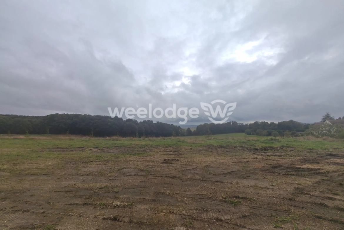 Terrain constructible et viabilisé de 363 m² à Grisy-les-Plâtres 