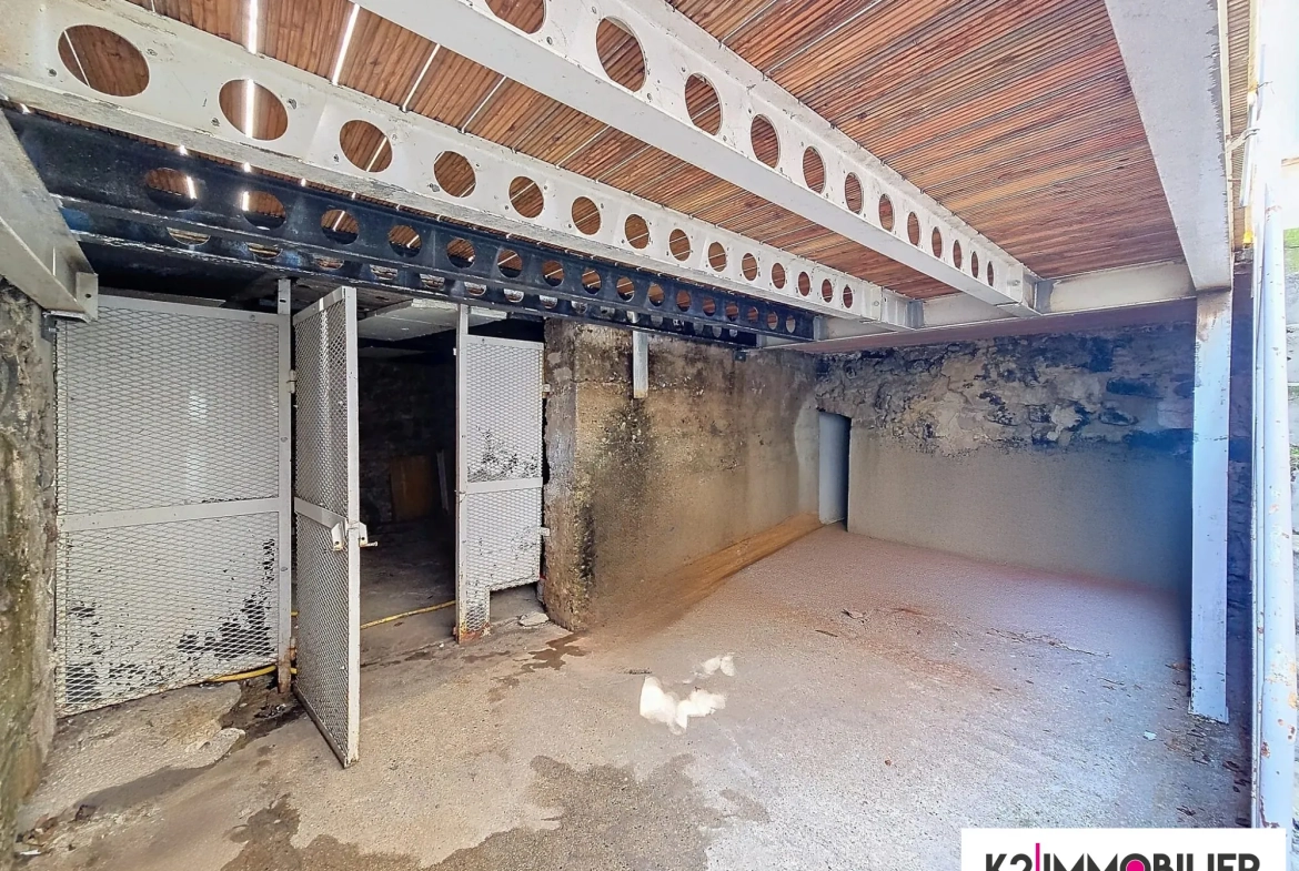 Maison mitoyenne de 97 m² avec terrasse, garage et jardin à Alissas 