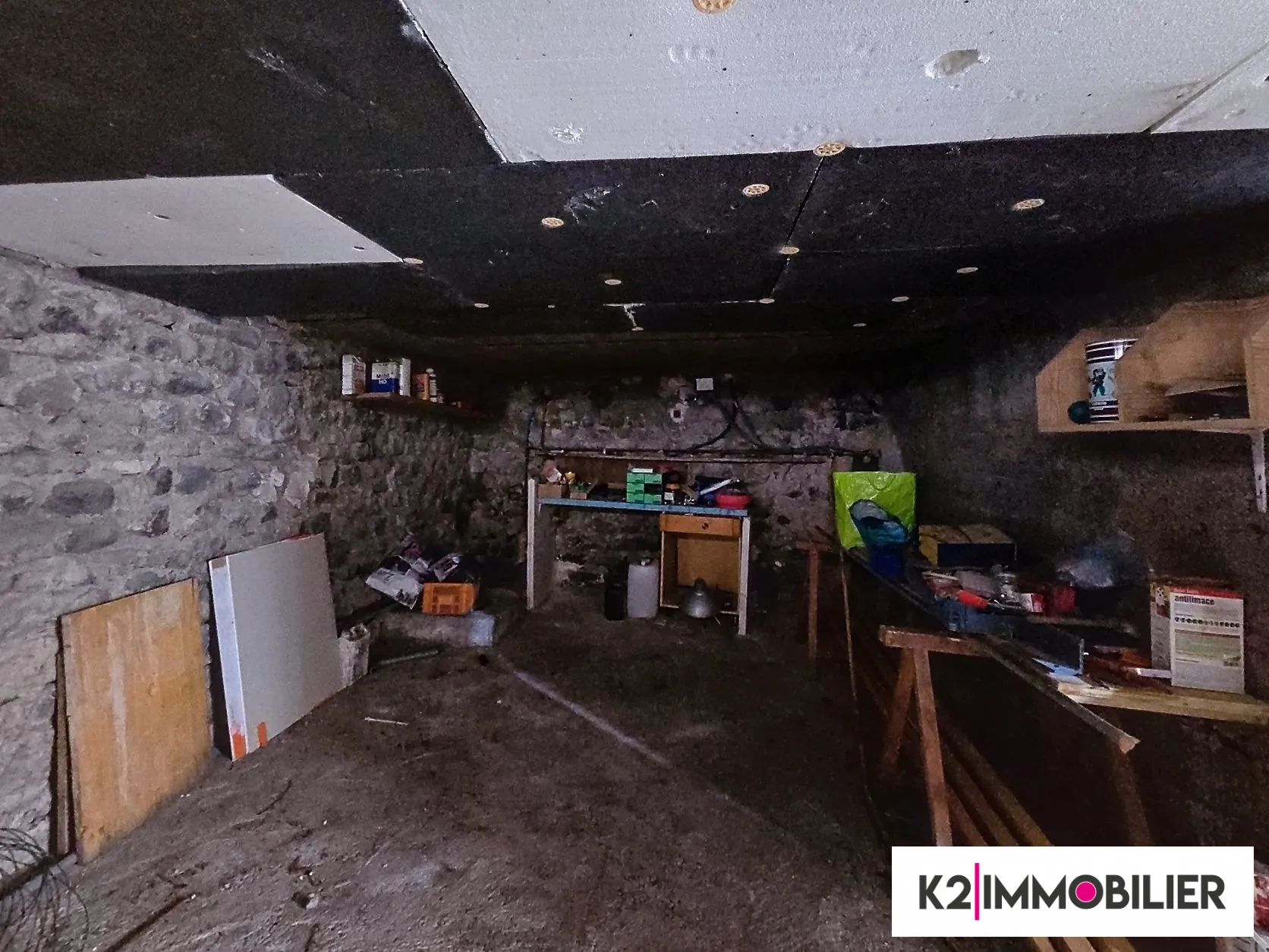 Maison mitoyenne de 97 m² avec terrasse, garage et jardin à Alissas 