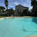 Maison avec piscine et jardin à Villeneuve-sur-Lot - 220 m²
