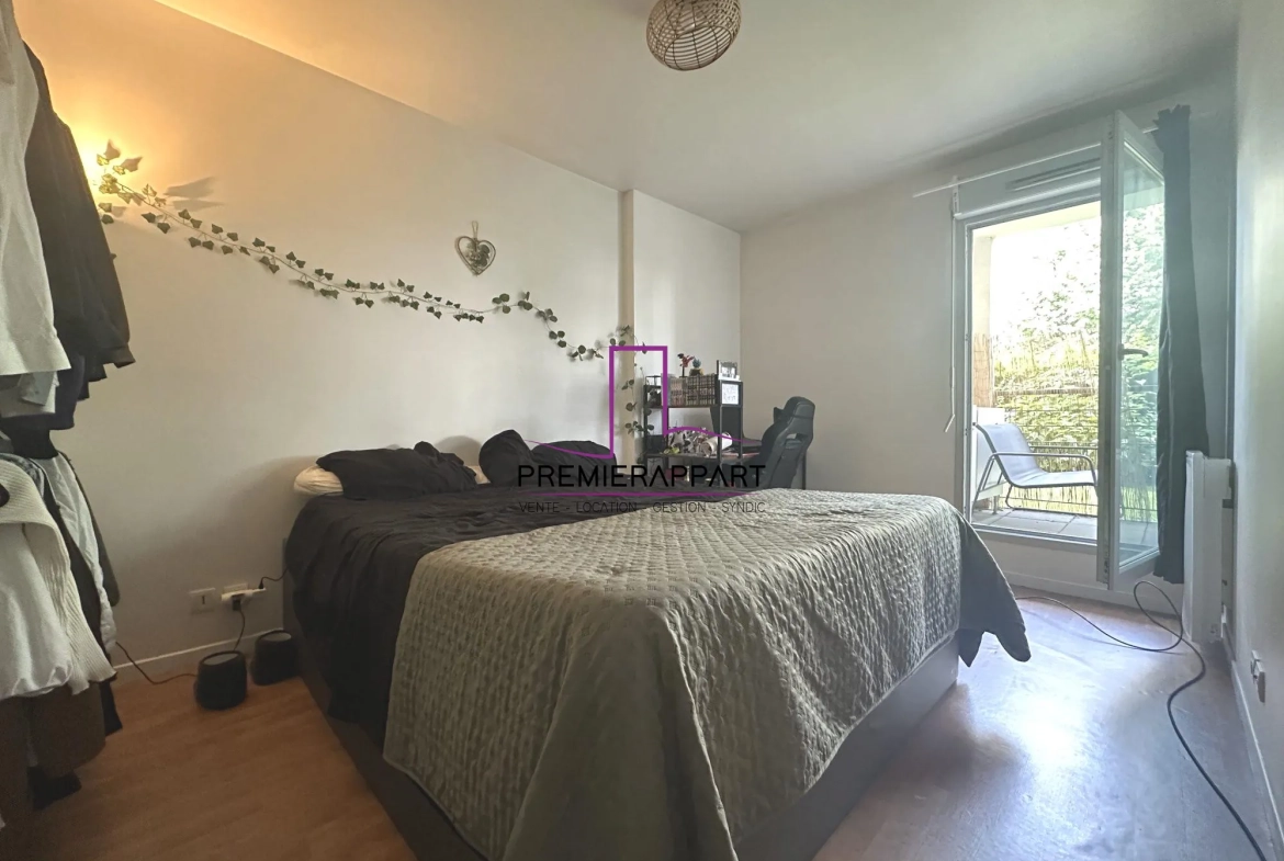 Appartement 2 pièces avec terrasse et parking à Carrières-sous-Poissy 