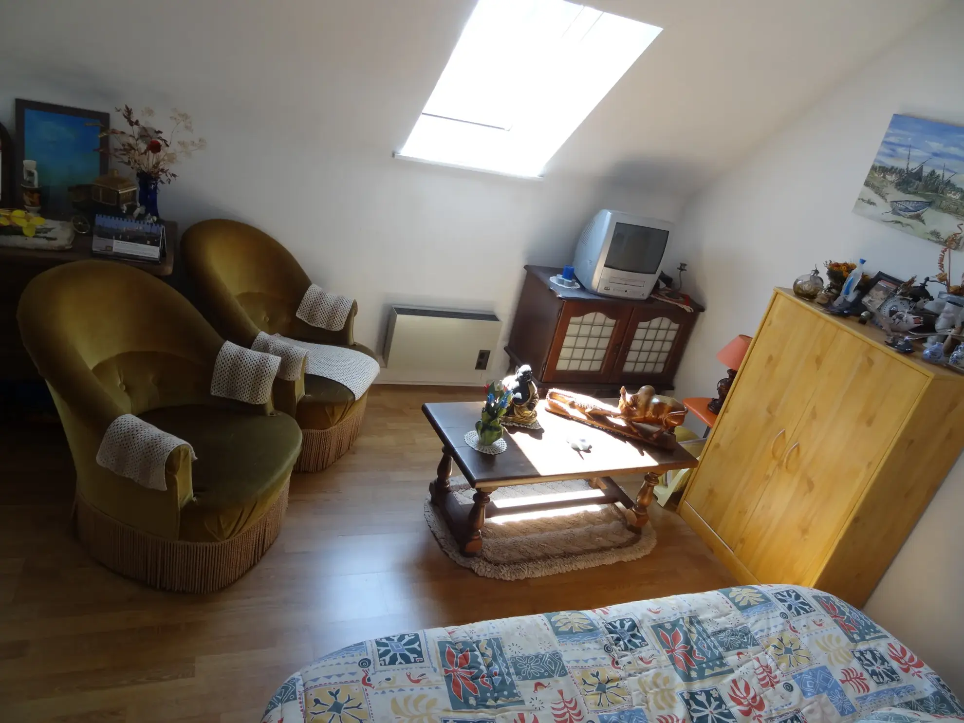 Maison 91 m² à Rostrenen avec deux logements indépendants, jardin et garages 