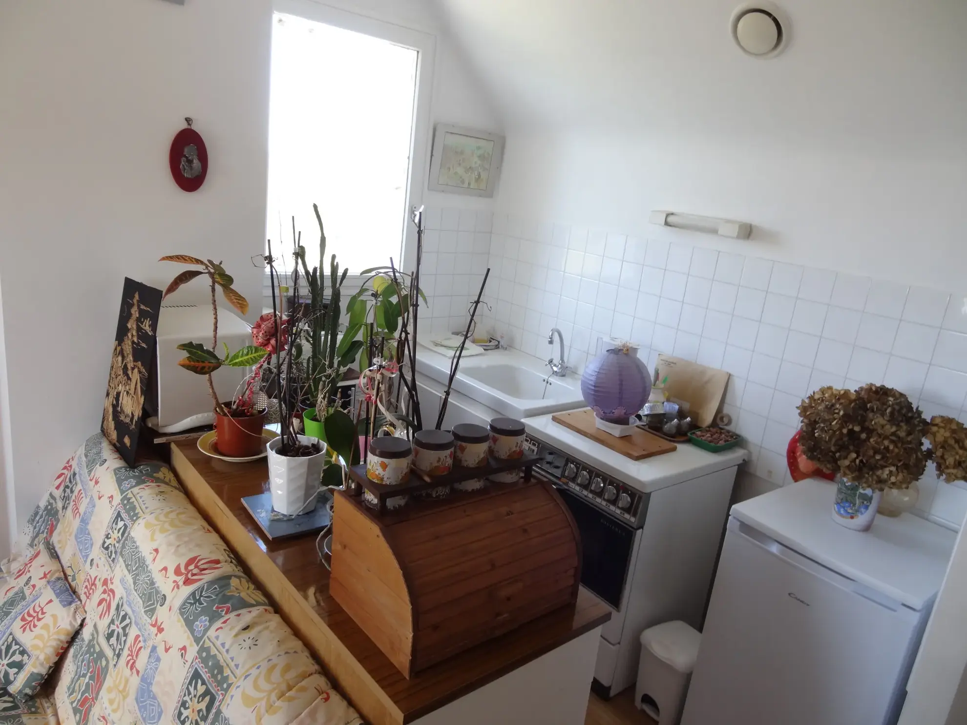 Maison 91 m² à Rostrenen avec deux logements indépendants, jardin et garages 