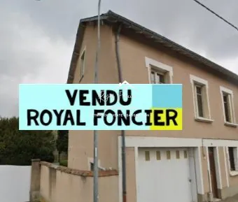 Charmante maison mitoyenne de 118 m² à Châtellerault avec jardin et toutes commodités 