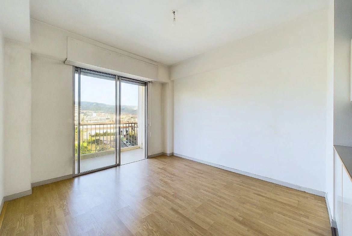 Appartement F2 à Ajaccio avec terrasse et parking, quartier Laetitia 