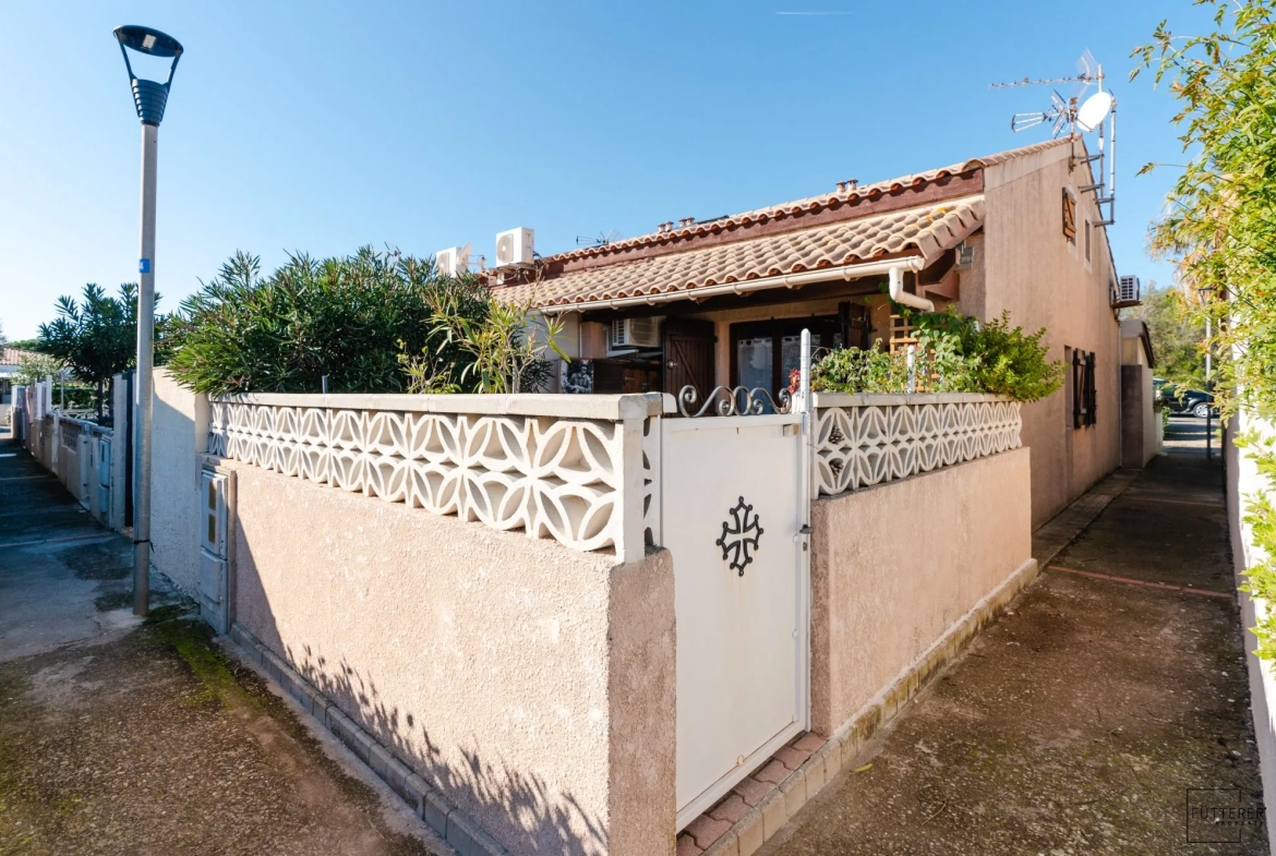 Pavillon 1 pièce avec mezzanine à Gruissan – Exclusivité 