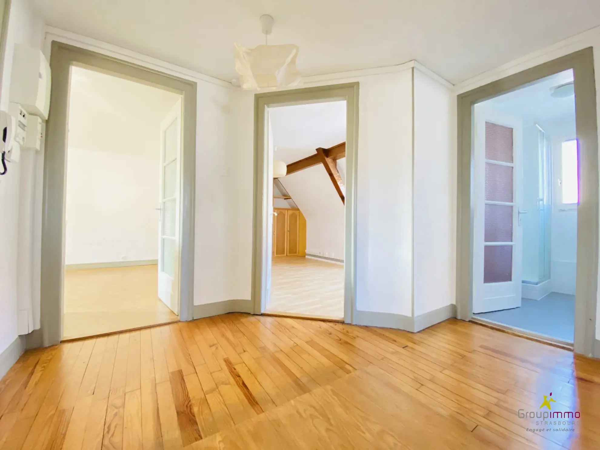 Bel appartement lumineux en dernier étage à Strasbourg Neudorf 