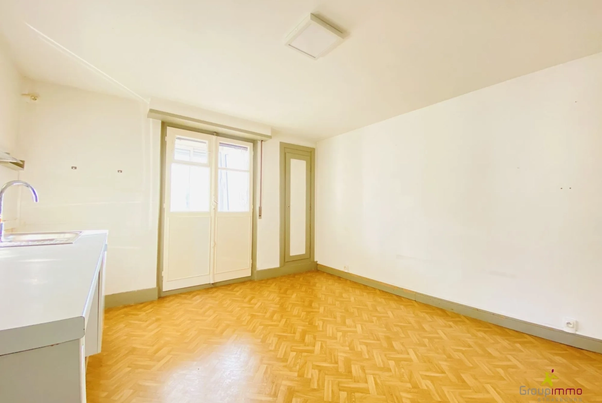 Bel appartement lumineux en dernier étage à Strasbourg Neudorf 