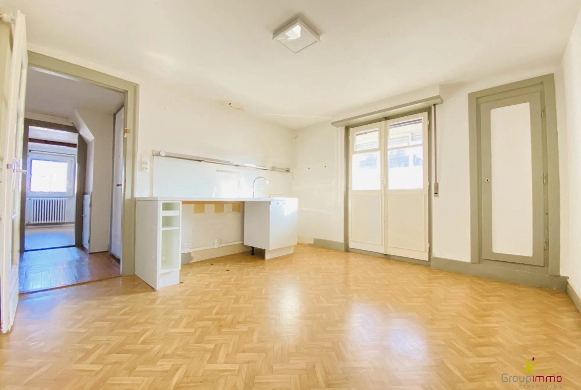 Bel appartement lumineux en dernier étage à Strasbourg Neudorf 