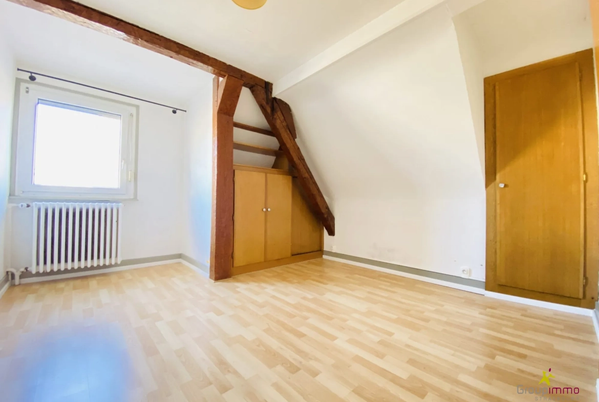 Bel appartement lumineux en dernier étage à Strasbourg Neudorf 