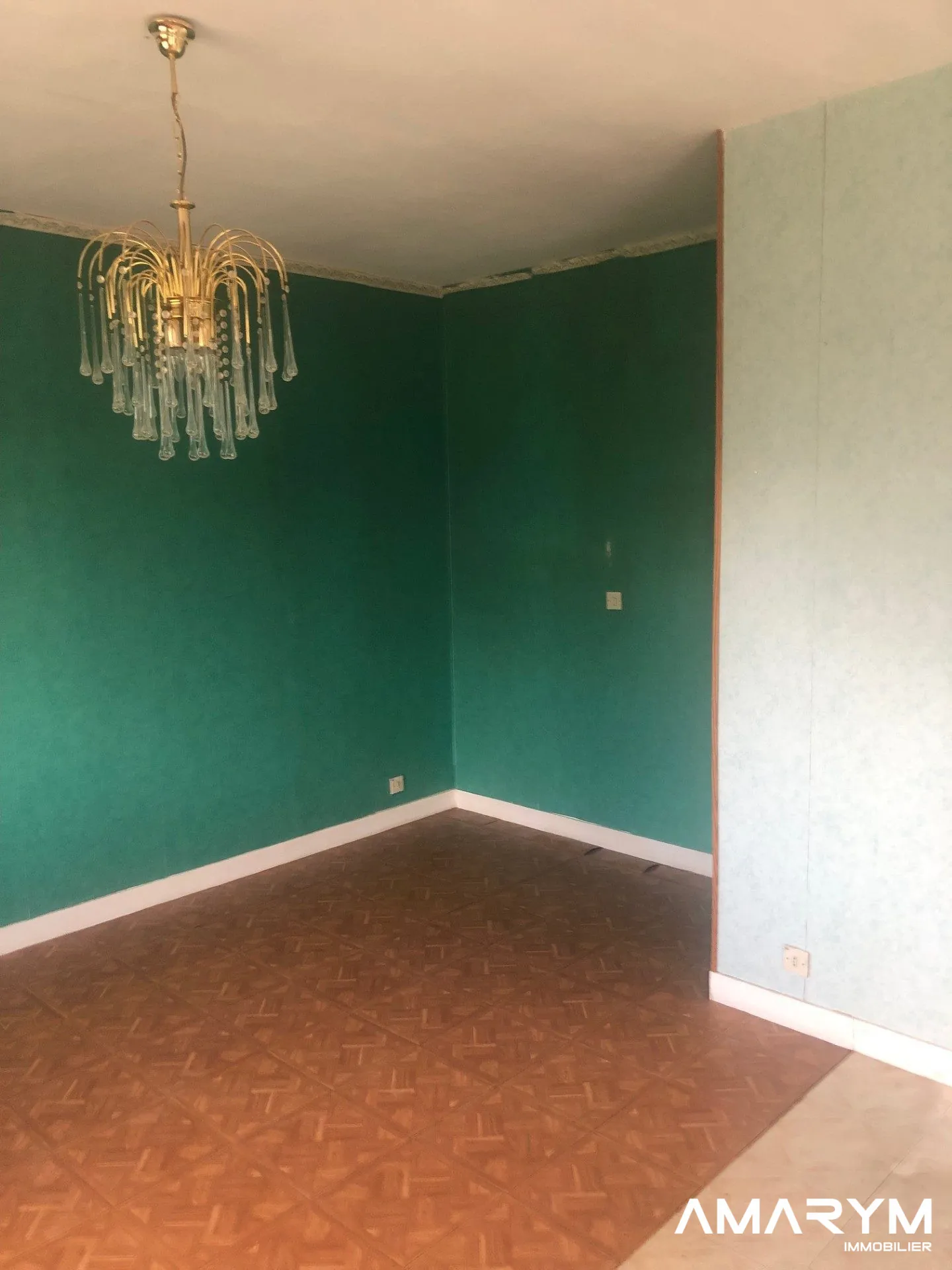 À vendre maison ancienne lumineuse à Martigny - 87 m², 3 chambres, vue campagne 