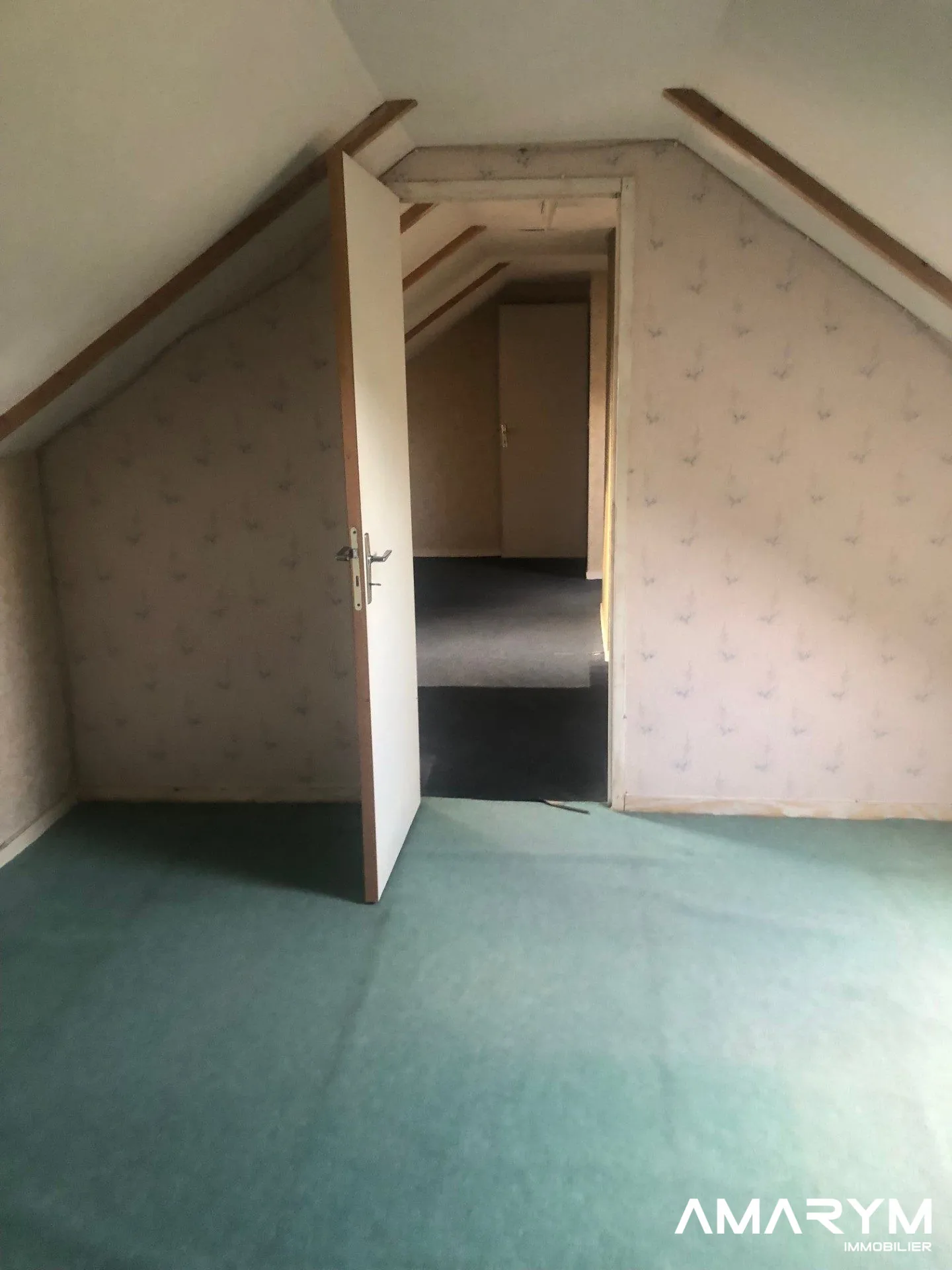 À vendre maison ancienne lumineuse à Martigny - 87 m², 3 chambres, vue campagne 