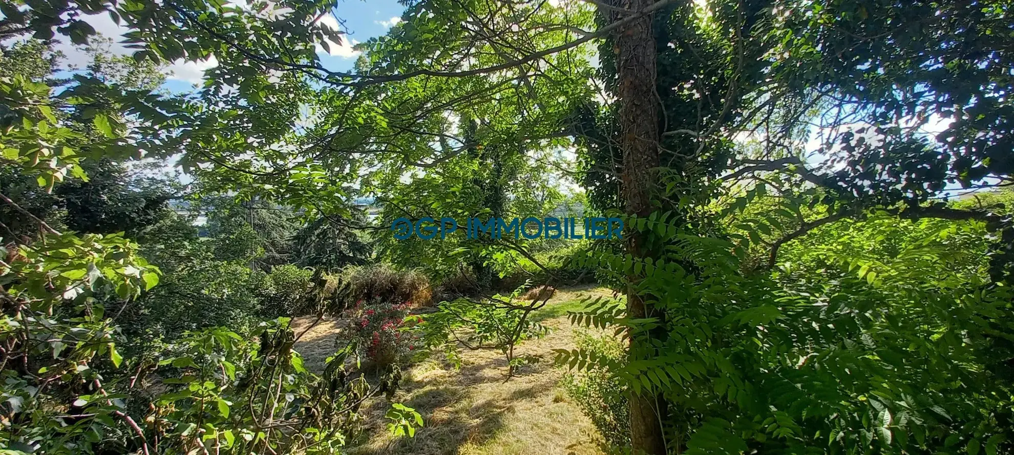 Terrain constructible de 1263 m² à Castelnau d'Estrétefonds, proche Toulouse 