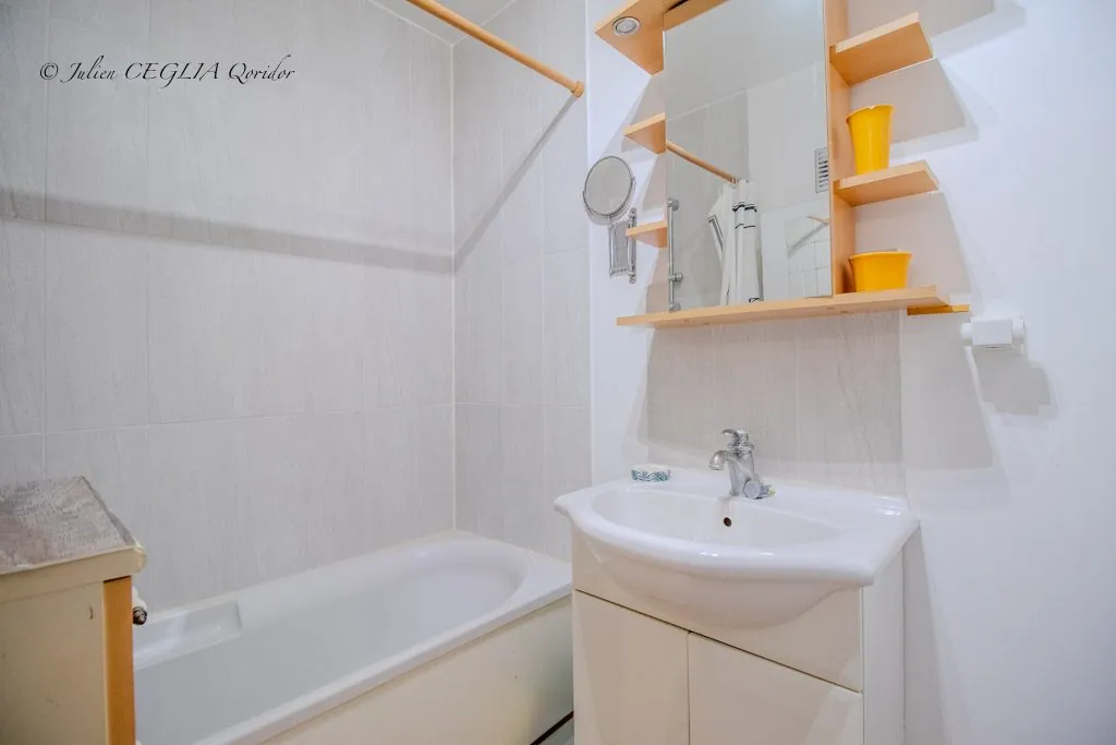 Appartement T3 à vendre à Thiais - Lumineux, proche commodités et transports 