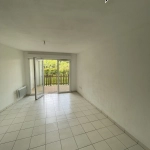Appartement T2 à vendre à Bayonne - 45,24 m² avec balcon et parking privé