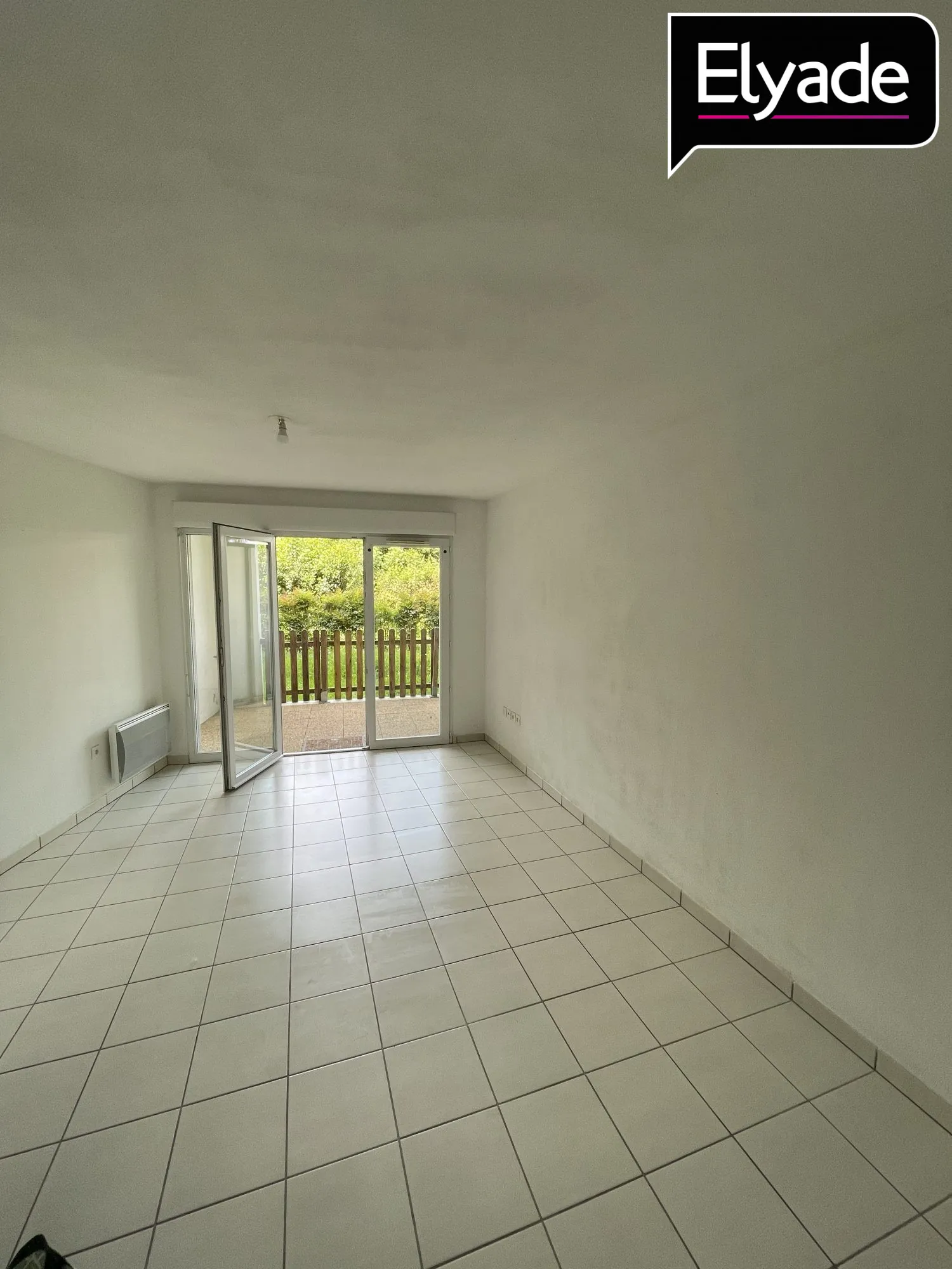 Appartement T2 à vendre à Bayonne - 45,24 m² avec balcon et parking privé 