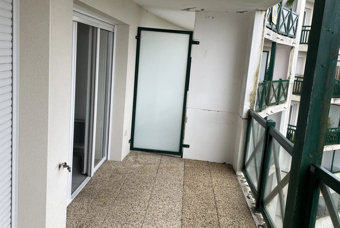 Appartement T2 à vendre à Bayonne - 45,24 m² avec balcon et parking privé 