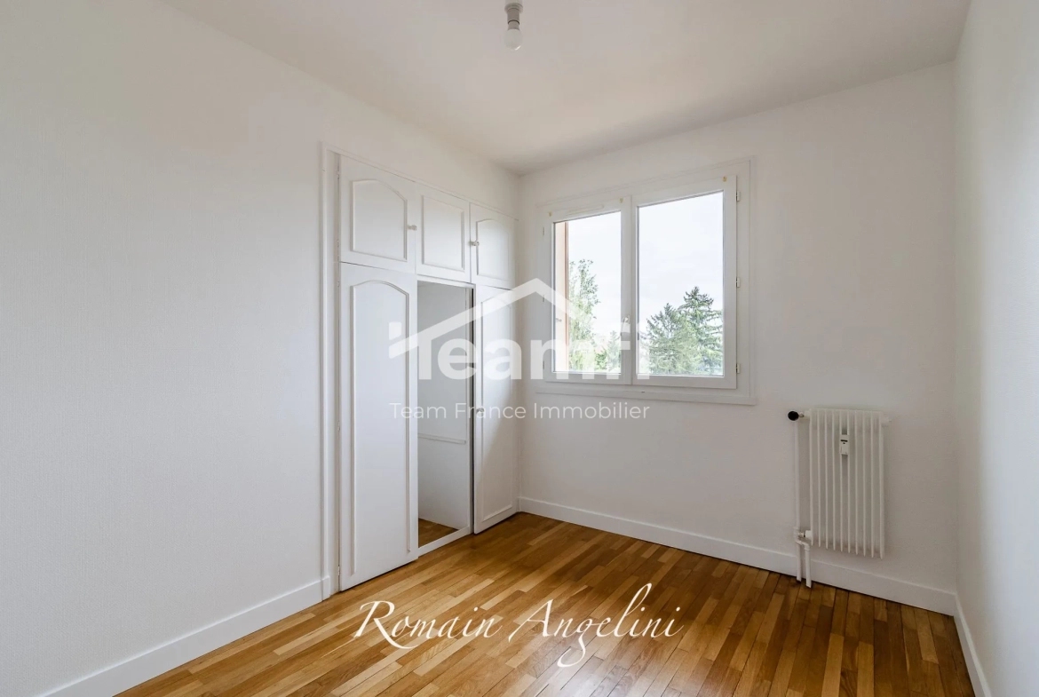 Appartement 4 pièces rénové à vendre à Villeurbanne, secteur Buers 