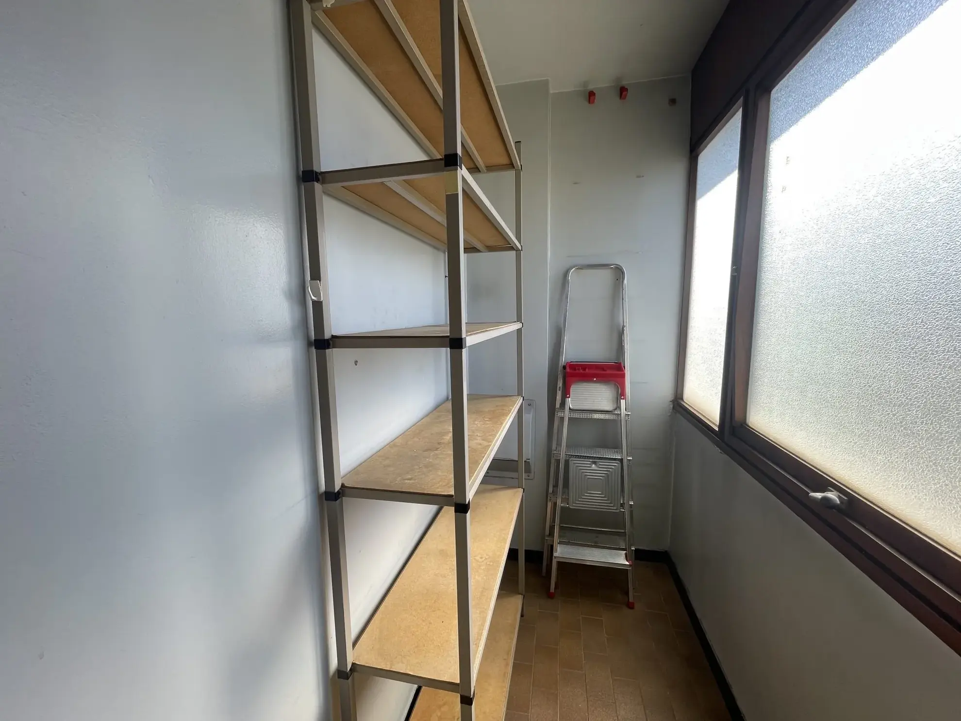 Appartement T4 à Échirolles avec Vue Montagne et Rénovation Possible 