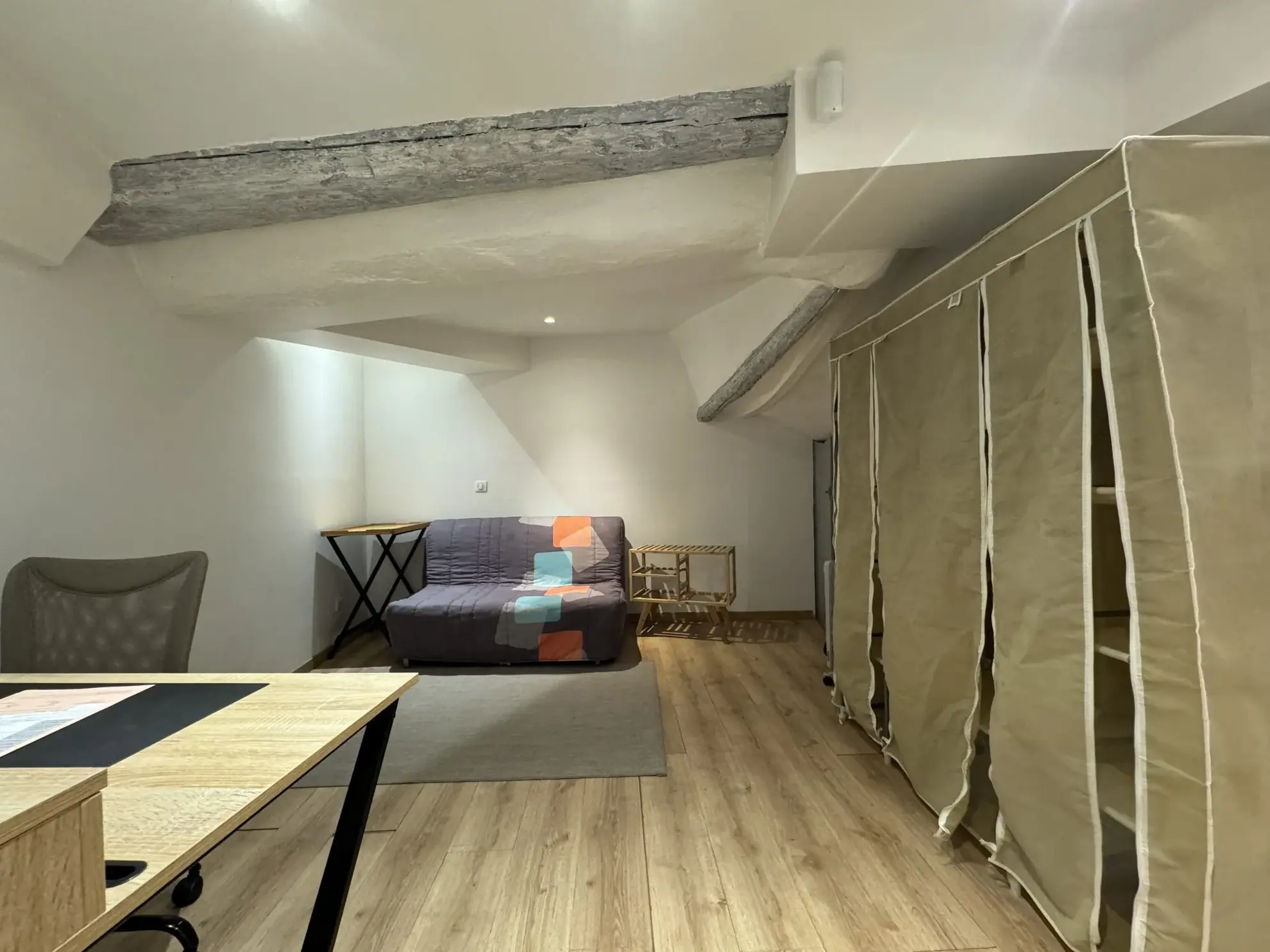 Studio avec cave à vendre au cœur d'Aix-en-Provence, quartier Mairie 