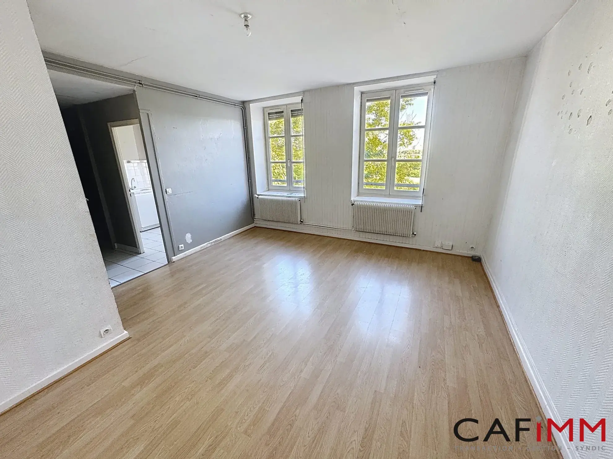 Appartement T3 à Caluire de 61 m² avec vue dégagée et potentiel d'investissement 