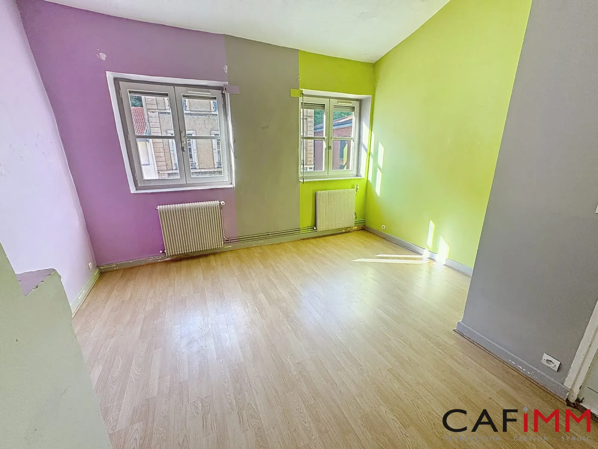 Appartement T3 à Caluire de 61 m² avec vue dégagée et potentiel d'investissement 