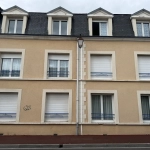 A vendre local professionnel ou appartement à Bernay - Centre-ville, garage, double vitrage, chauffage électrique