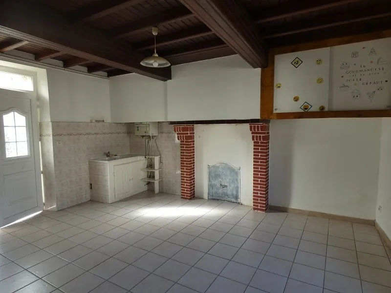 Maison de village avec garage et cour à Labarthe Rivière - 83 m² 