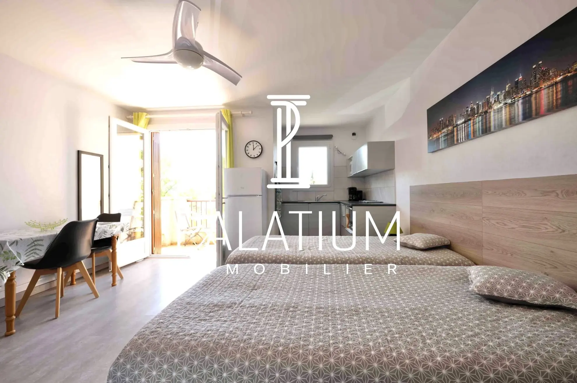 Charmant studio de 25 m² rénové avec balcon à Gréoux-les-Bains 