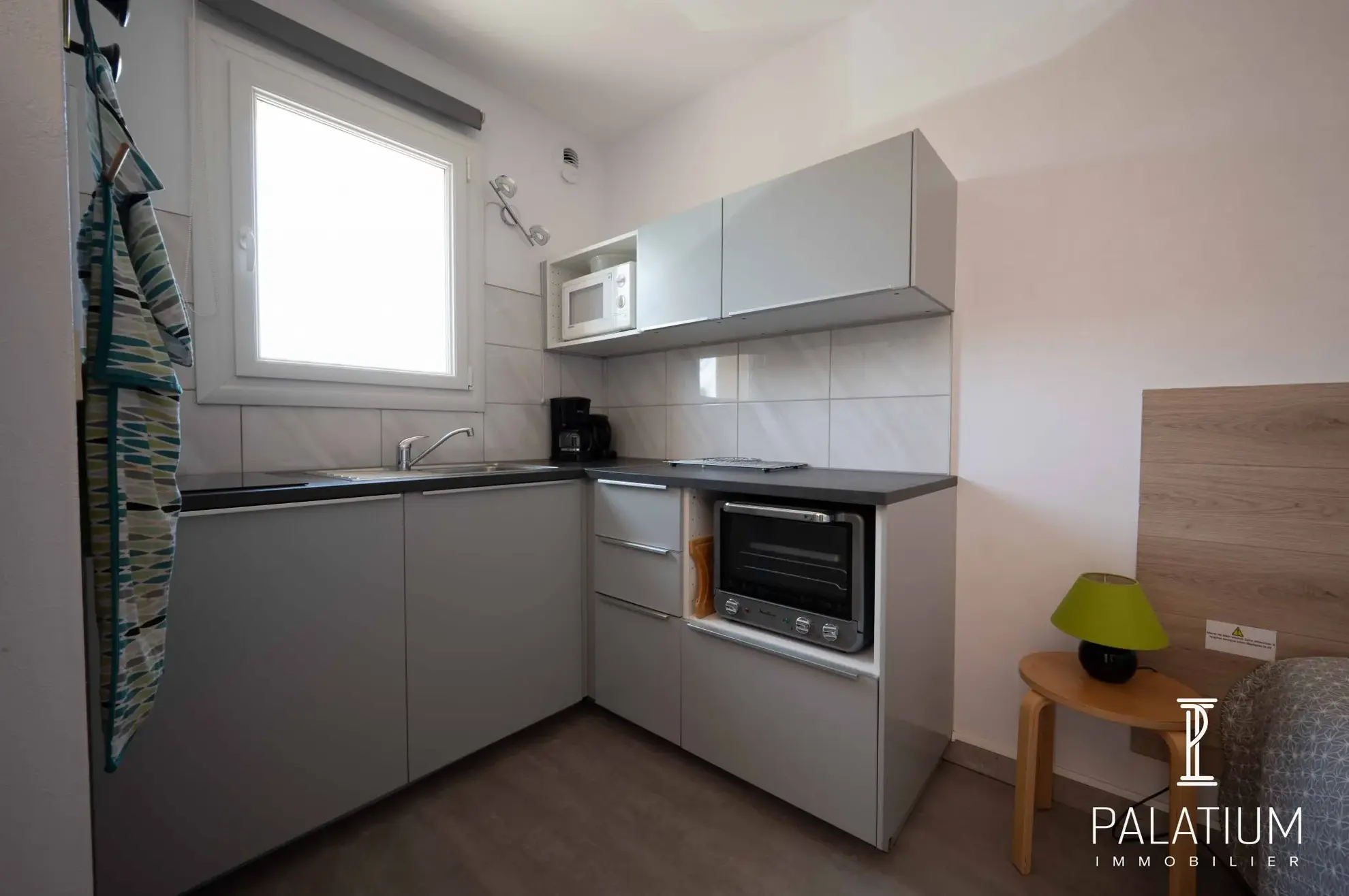 Charmant studio de 25 m² rénové avec balcon à Gréoux-les-Bains 