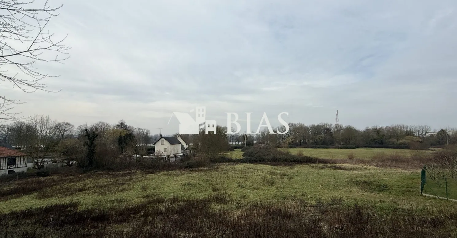 Terrain à vendre à Le Trait avec Vue sur la Seine - 1102 m² 