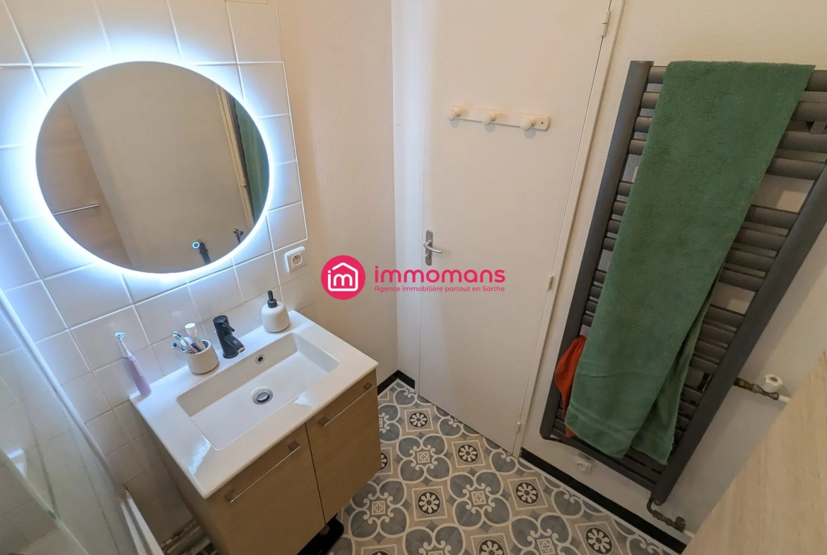 Appartement T2 de 48 m² avec parking et cave au Le Mans — Proche commodités 