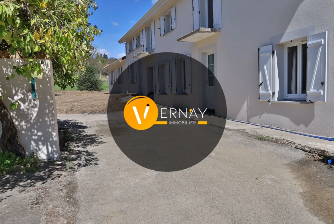 À vendre maison de 156 m2 à Saint Just Chaleyssin avec terrain et stationnement 