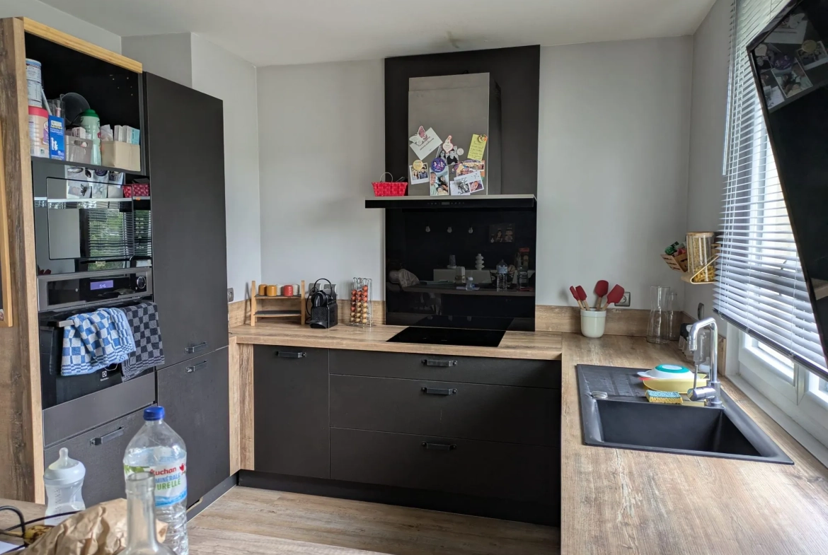 Maison rénovée à Castres avec jardin, terrasse et 3 chambres proche avenue Émilie de Villeneuve 