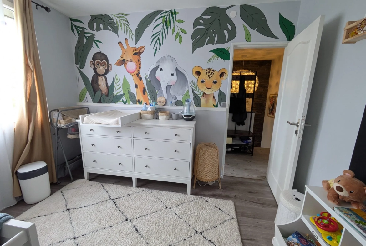 Maison rénovée à Castres avec jardin, terrasse et 3 chambres proche avenue Émilie de Villeneuve 