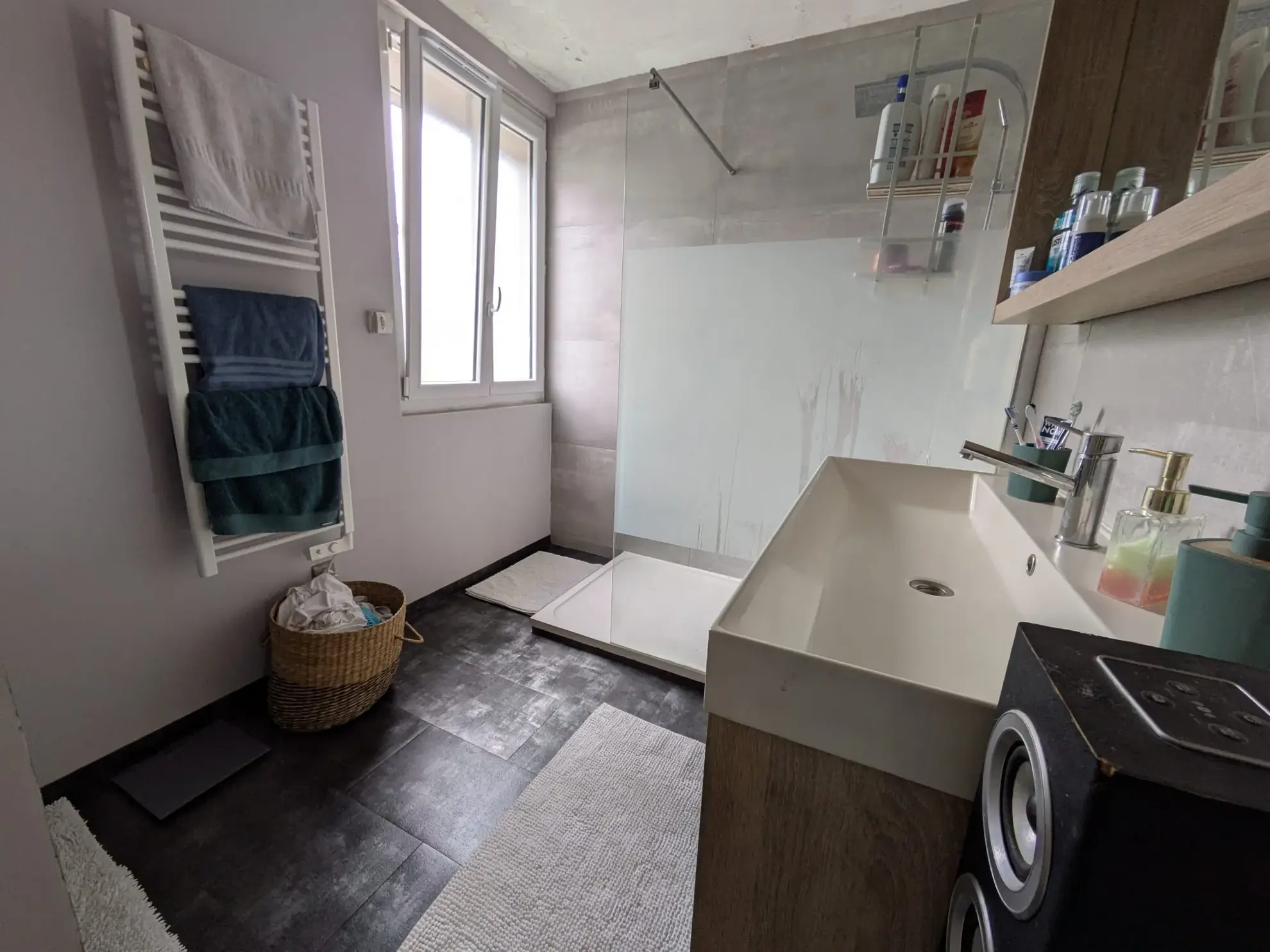 Maison rénovée à Castres avec jardin, terrasse et 3 chambres proche avenue Émilie de Villeneuve 