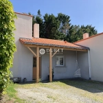 Maison à vendre à Orée-d'Anjou, 95 m² avec dépendance et jardin, proche nature