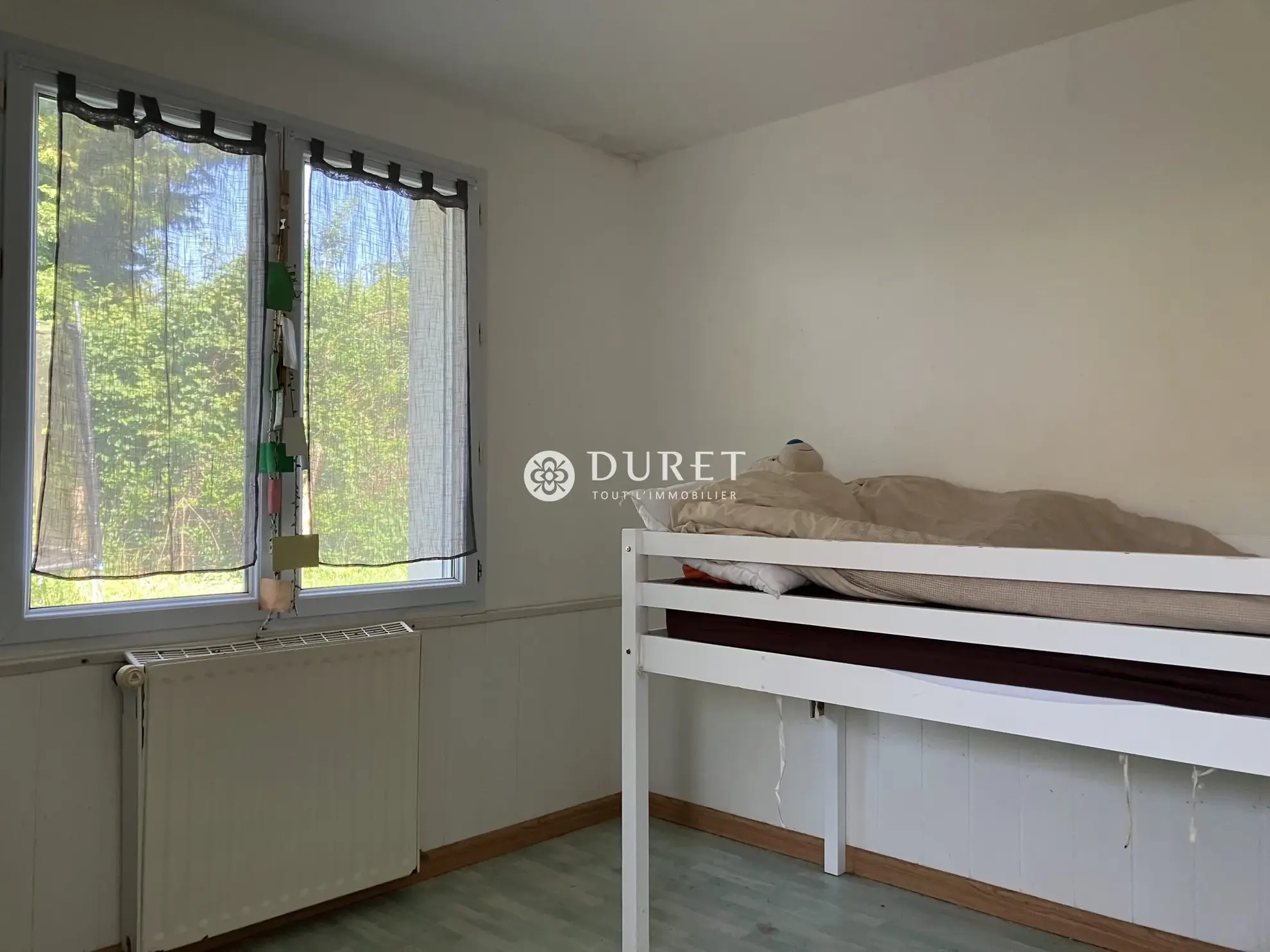 Maison à vendre à Orée-d'Anjou, 95 m² avec dépendance et jardin, proche nature 